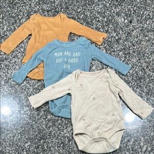 Cloud Island Ribbed Bodysuit Set - Blue, Cream, and Orange